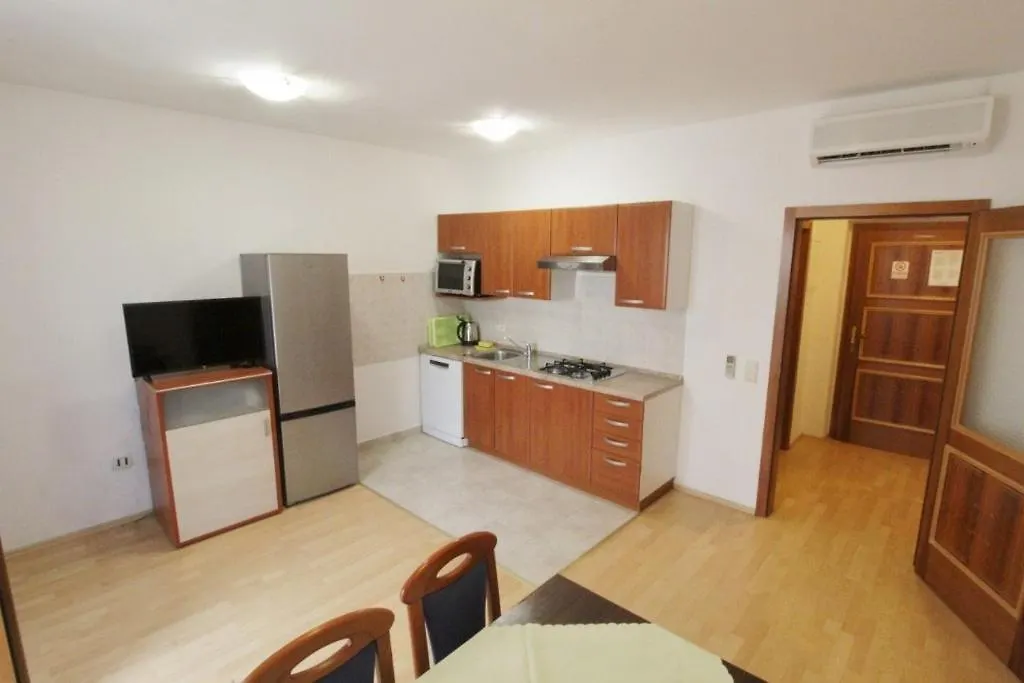 Apartment Katarina Zambratija 3